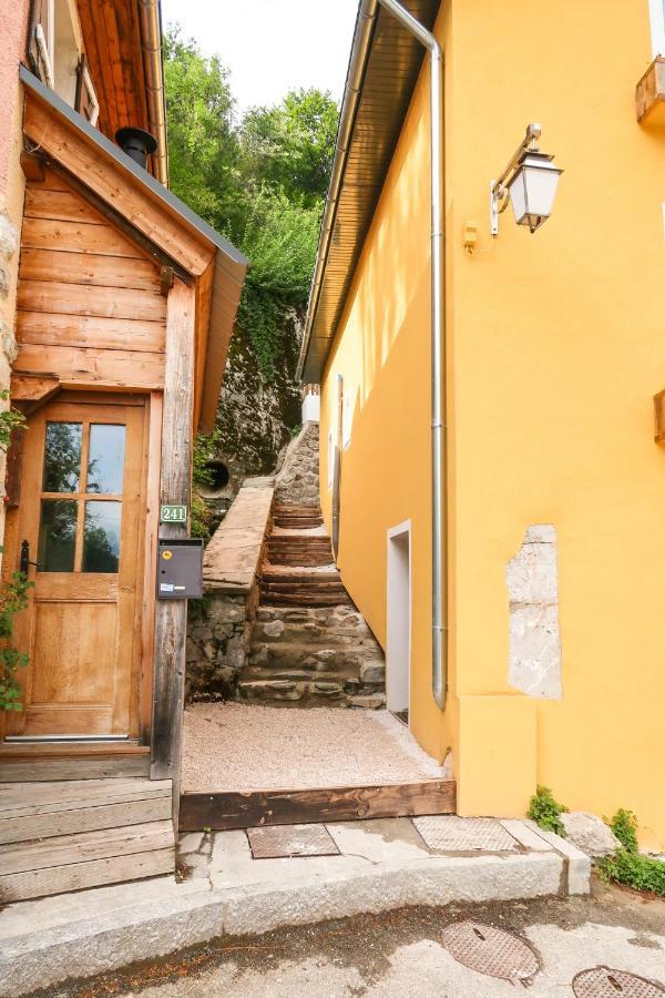 Ferienwohnung Le Milan Royal - Montmin Exterior foto